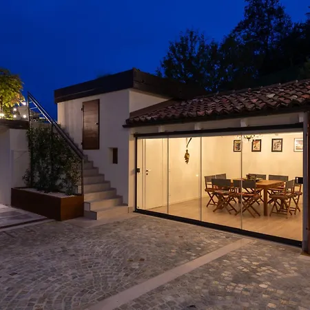 Villa Cascina Portinale 8 Alba (Piedmont)