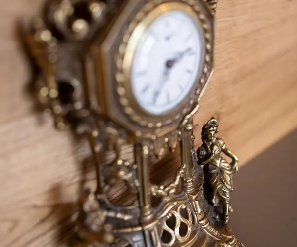 Cascina Portinale 8 *