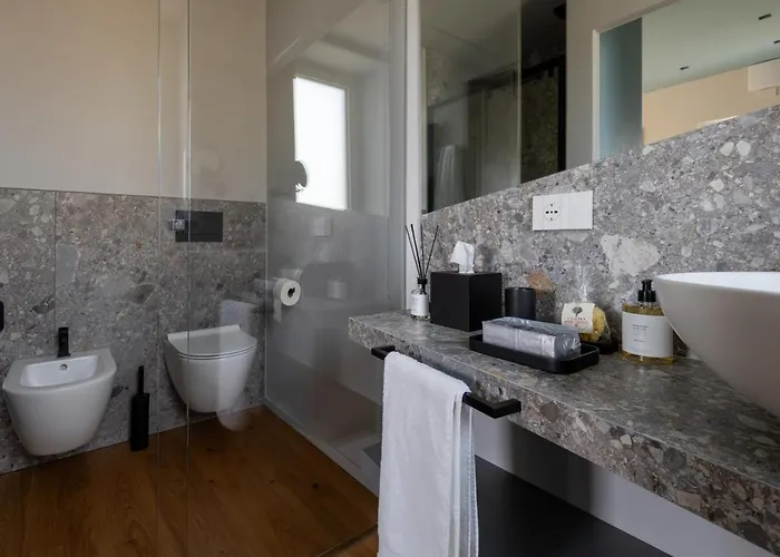 Cascina Portinale 8 * Alba (Piedmont)